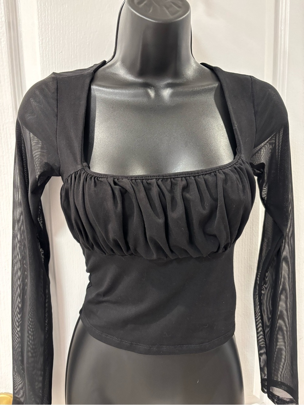 Black Long-Sleeve Ruched Bust Sheer Sleeve Top size M
